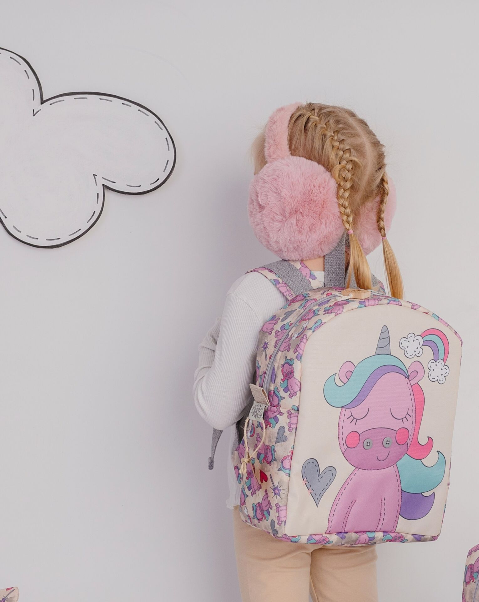 Unicorn temalı M boy çocuk okul çantası